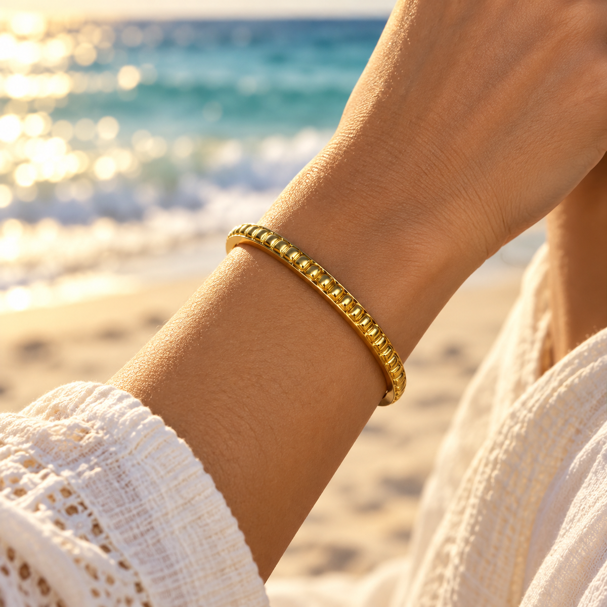 Ribbed Gold Link gold kada bracelet