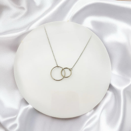Eternity Interlock Women Necklace - Nimé By Shop Trendys