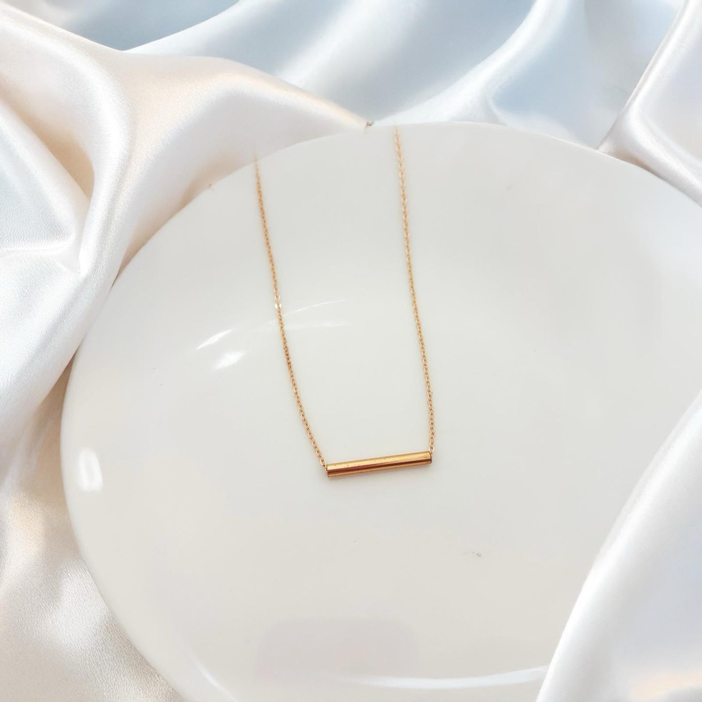 Horizontal Stick Women Necklace