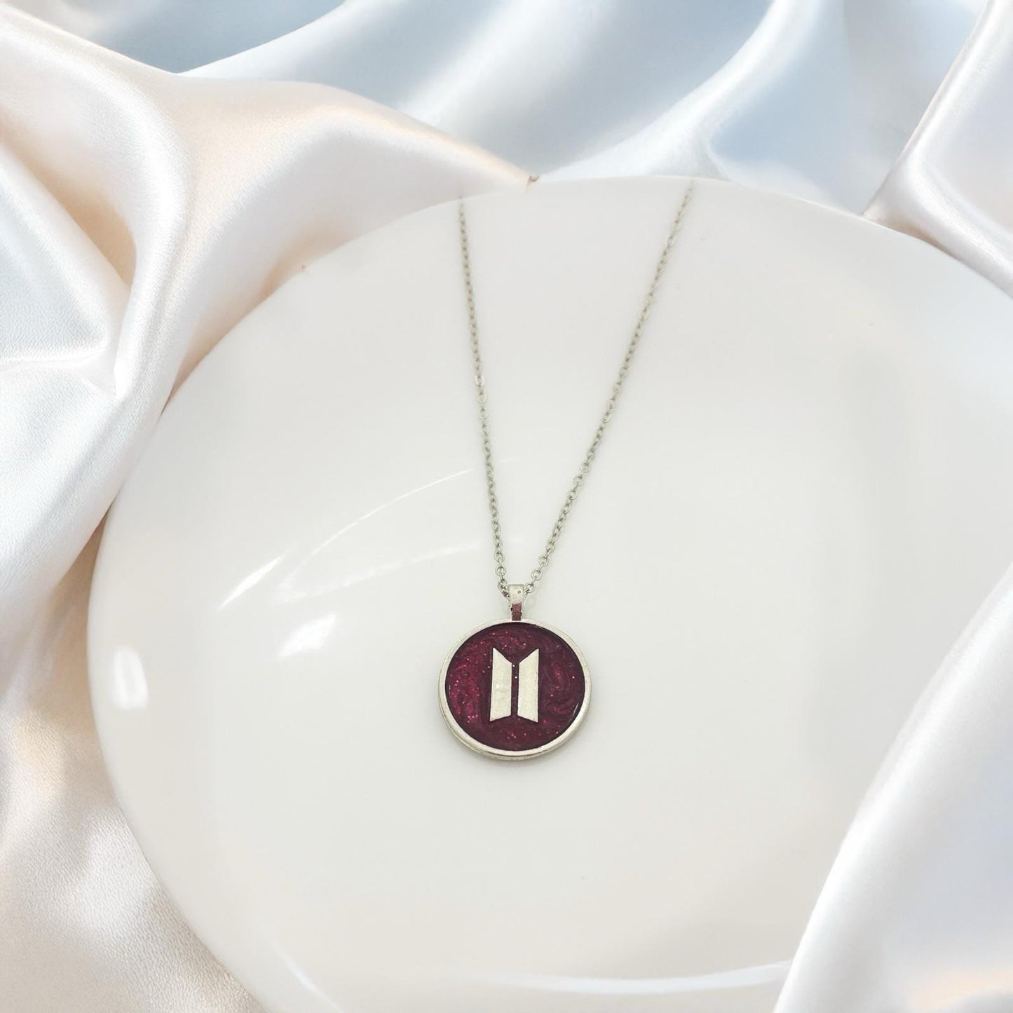 Galaxy Purple BTS Women Necklace - Nimé By Shop Trendys