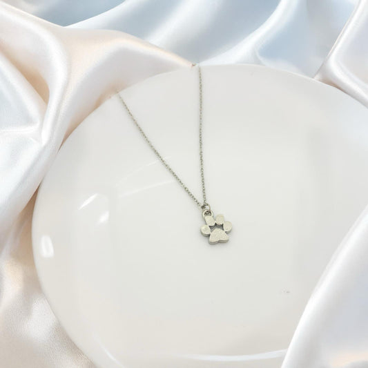 Textured Paw Women Necklace - Nimé By Shop Trendys