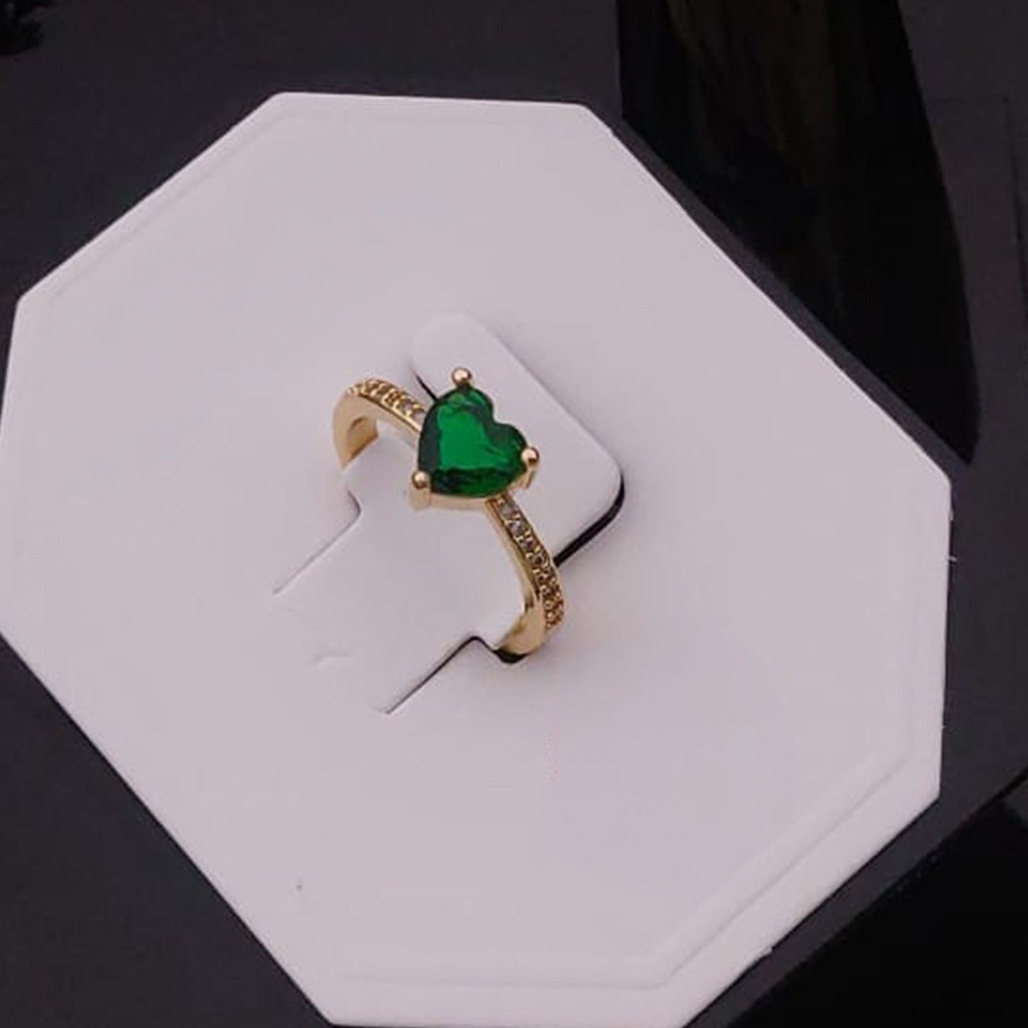 Emerald Heartbeat Women Rings(Adjustable)