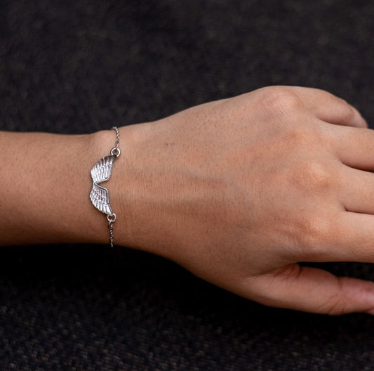 Angel Wings Women Bracelet - Nimé By Shop Trendys