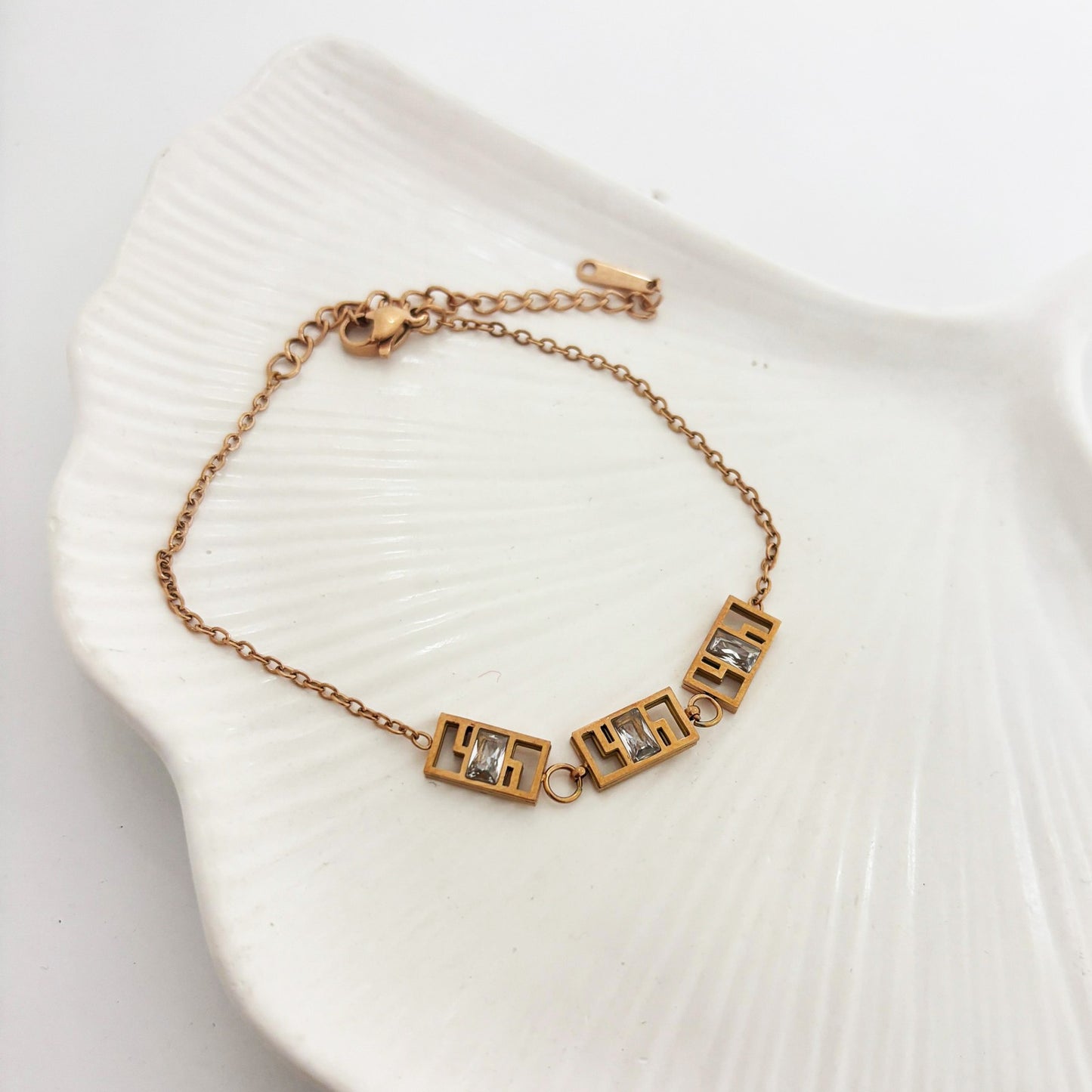 Statement Diamond Bracelet (Anti Tarnish)
