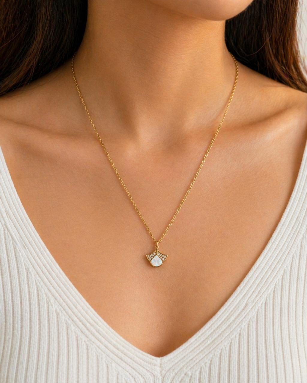 MOP Pearl Drop Angel Necklace ( Anti Tarnish ) - Nimé By Shop Trendys