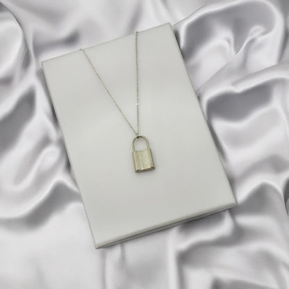 Women Padlock Necklace - Nimé By Shop Trendys