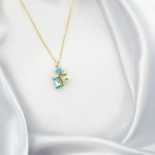 Elegant Flower Women Necklace