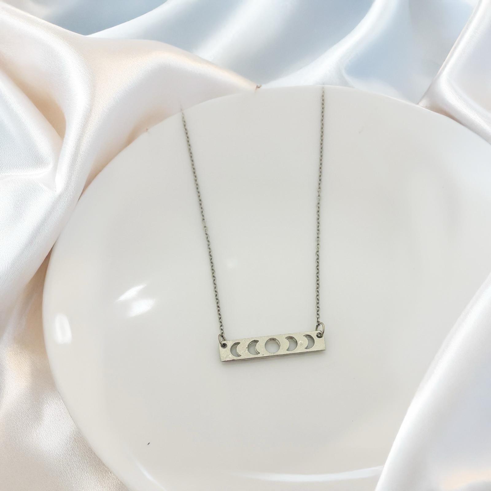 Phases of Moon Women Necklace - Nimé By Shop Trendys