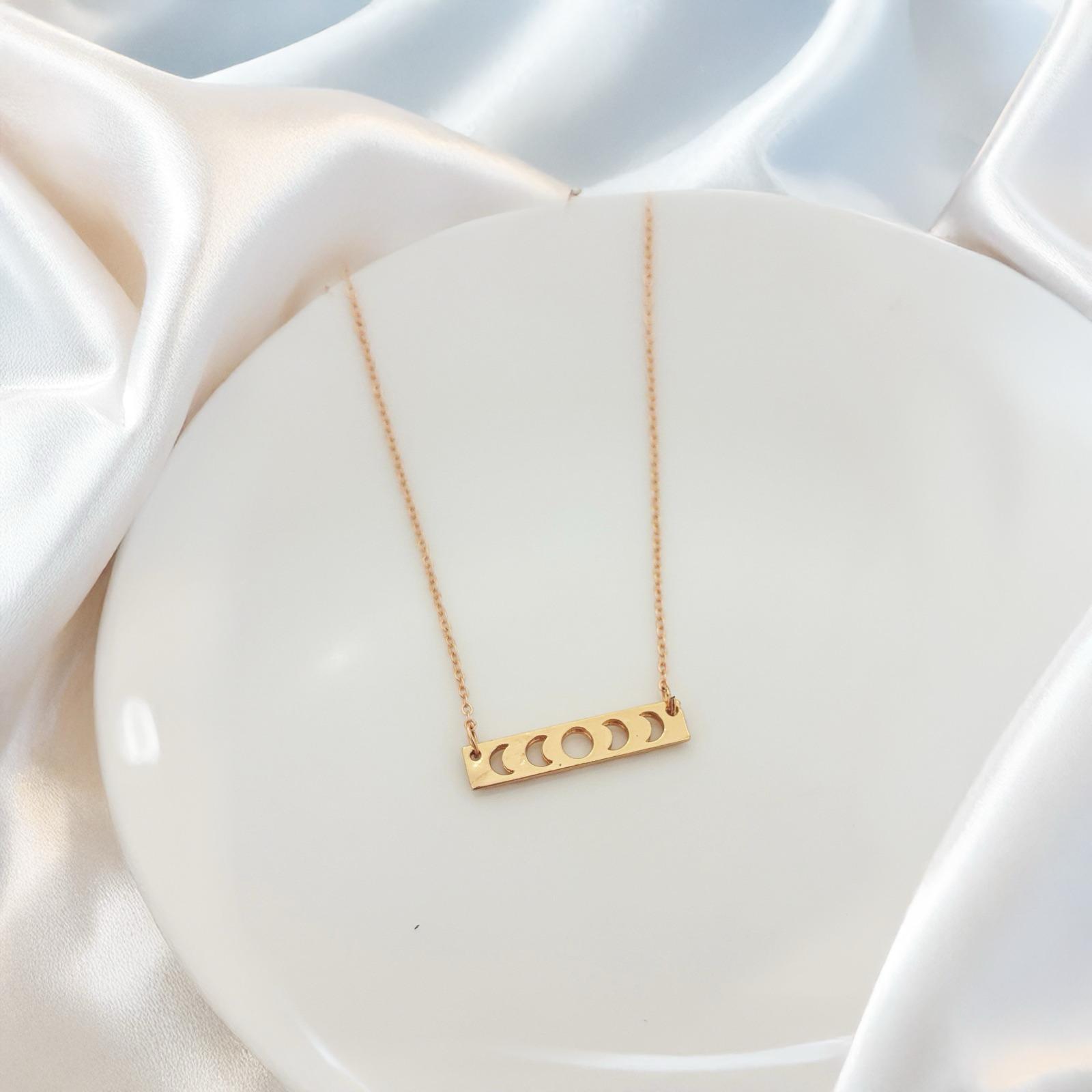 Phases of Moon Women Necklace - Nimé By Shop Trendys