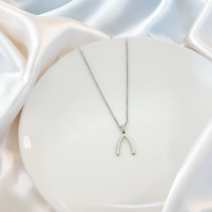 Wishbone Women Necklace - Nimé By Shop Trendys