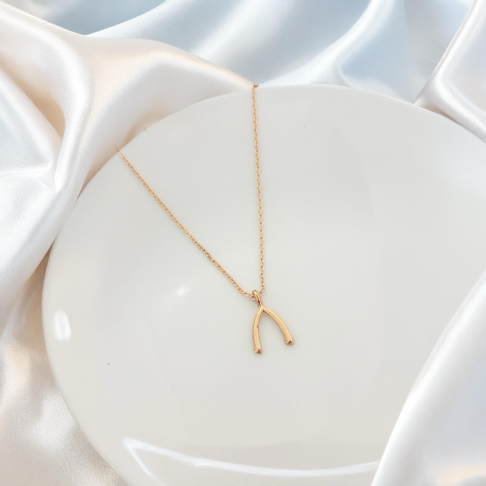 Wishbone Women Necklace - Nimé By Shop Trendys