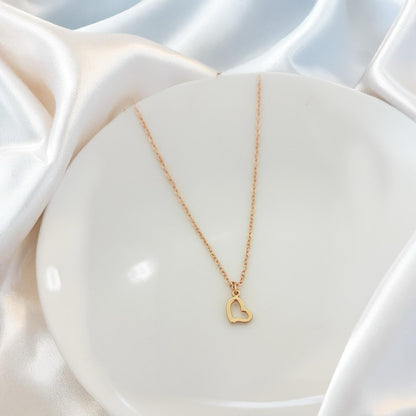 Women Elegant Heart Necklace - Nimé By Shop Trendys