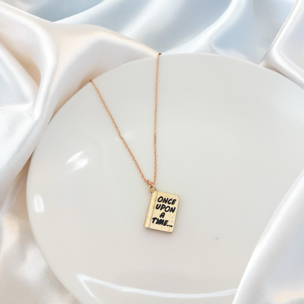 Women Book Necklace - Nimé By Shop Trendys