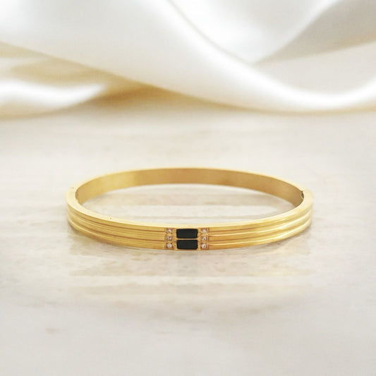 Golden Sleek Bangle with Black Diamond Women Kada Bracelet (Anti Tarnish)