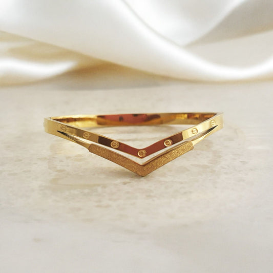Golden Dual Layer V Shape Cartier Women Kada Bracelet (Anti Tarnish)