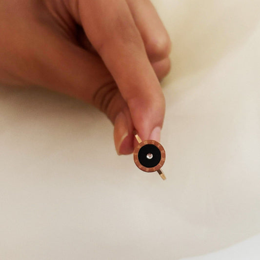 Round Rose Gold Women Rings with Black Inlay and Center Gem (Adjustable)