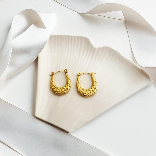 Golden Halo Luxe Style U Hoop Earring (Anti Tarnish)