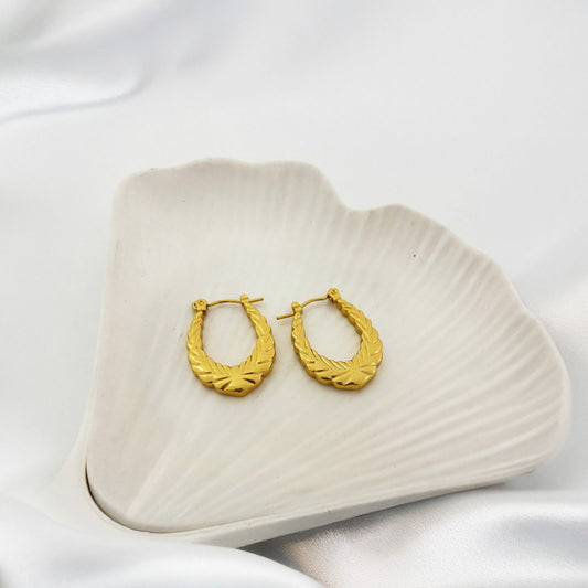 Golden Halo Luxe Style Hoop Earring Style 14 (Anti Tarnish)