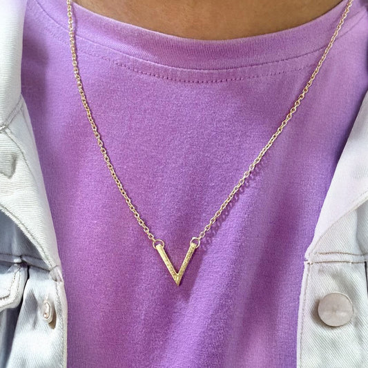 Men V Golden Chain Necklace