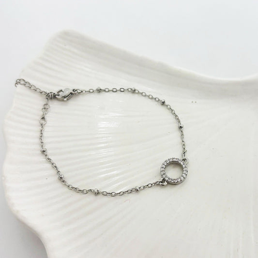 Diamond Circle Silver Bracelet (Anti Tarnish)