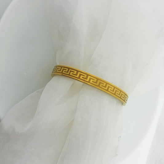 Zigzag Tribal Golden Men Kada