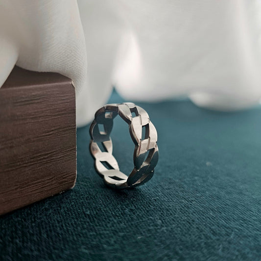 Men Chain Style Band Ring (Anti Tarnish)