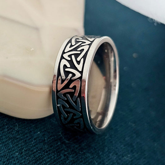 Men Infinity Crest Band Ring (Anti Tarnish)