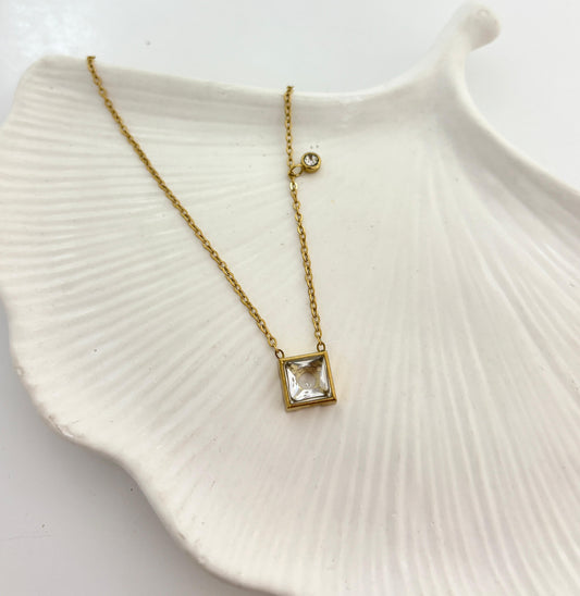 Golden Square Solitaire Hanging Diamond Women Necklace (Stainless Steel)