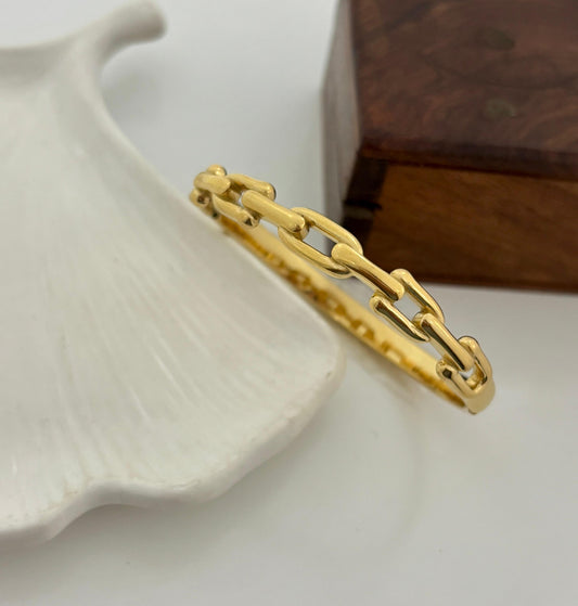 Golden Link Women Kada Bracelet (Anti Tarnish)