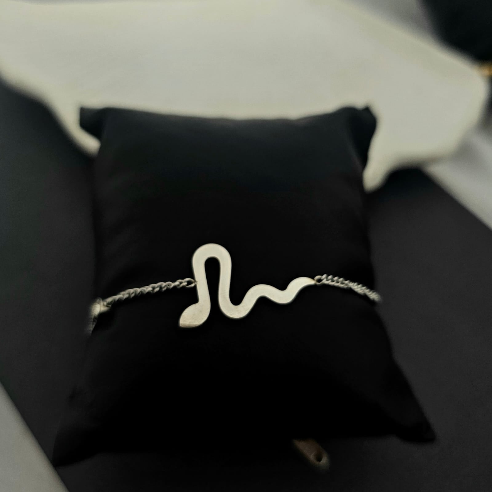 Women Silver Snake Bracelet (Anti Tarnish) - Nimé By Shop Trendys