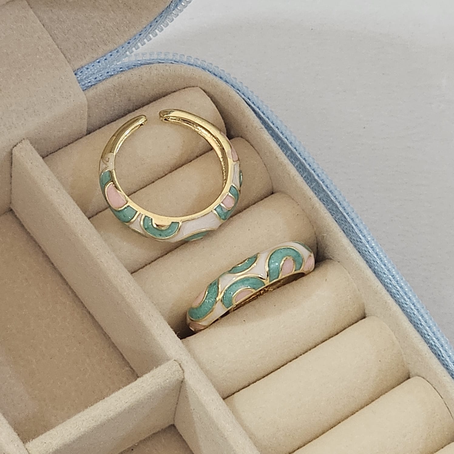 Elegant Enamel Ring - Adjustable - Nimé By Shop Trendys