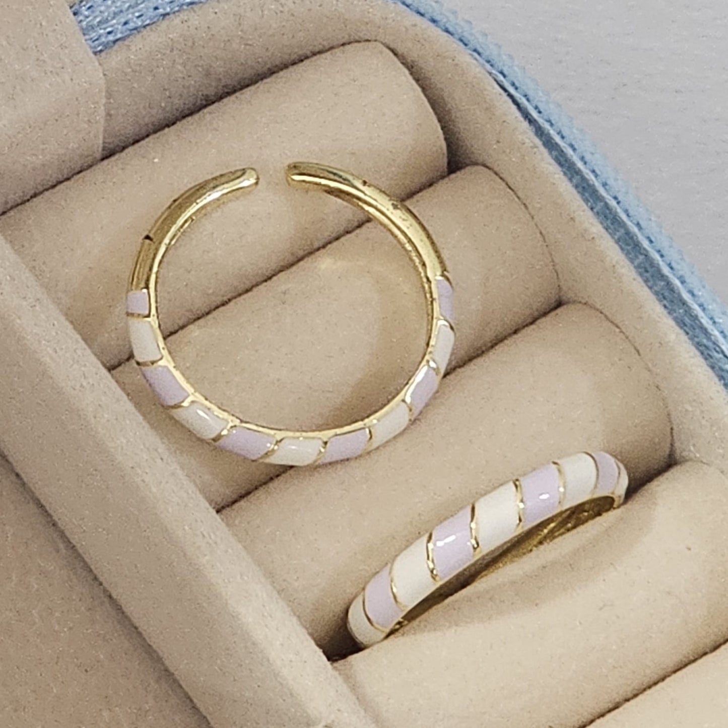 Spiral Enamel Ring - Adjustable - Nimé By Shop Trendys