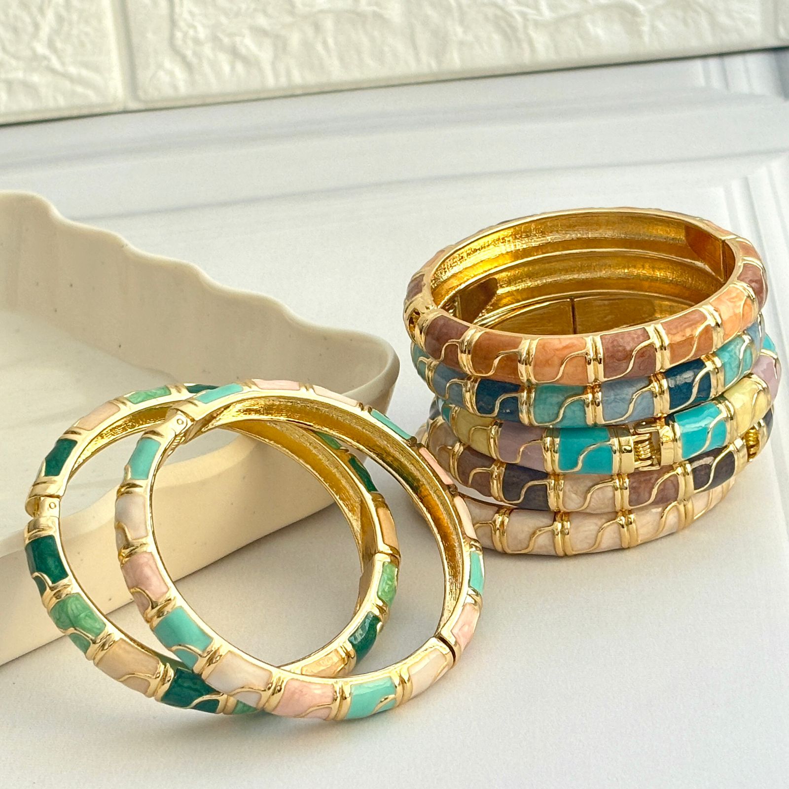 Women ZigZag Block Enamel Kada Bracelet - Nimé By Shop Trendys