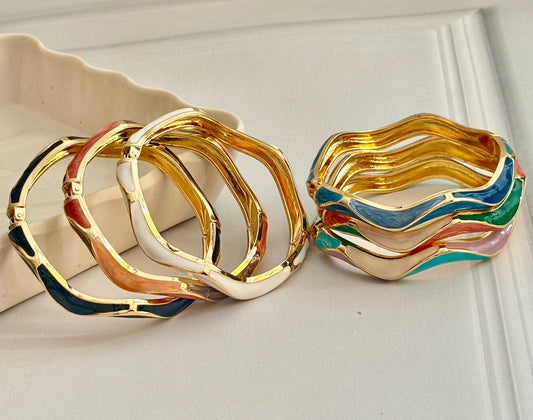 Women Curve Enamel Kada Bracelet - Nimé By Shop Trendys
