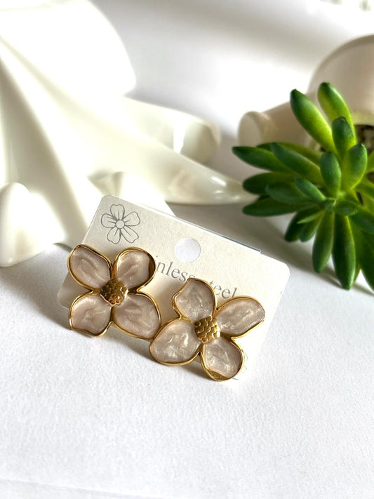 Women Enamel Elegant Flower Earring - Nimé By Shop Trendys