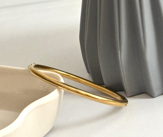 Women Golden Plain Kada Bracelet (Anti Tarnish) - Nimé By Shop Trendys