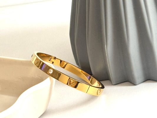 Women Golden Heart Cartier Kada Bracelet (Anti Tarnish) - Nimé By Shop Trendys