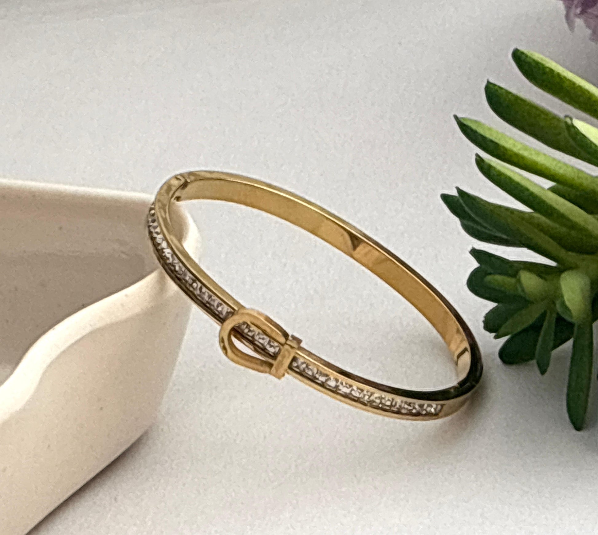Women Golden Diamond Belt Kada Bracelet (Anti Tarnish) (Small Size) - Nimé By Shop Trendys
