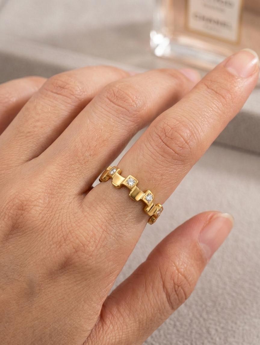 Women Golden Square Zigzag Ring - Nimé By Shop Trendys