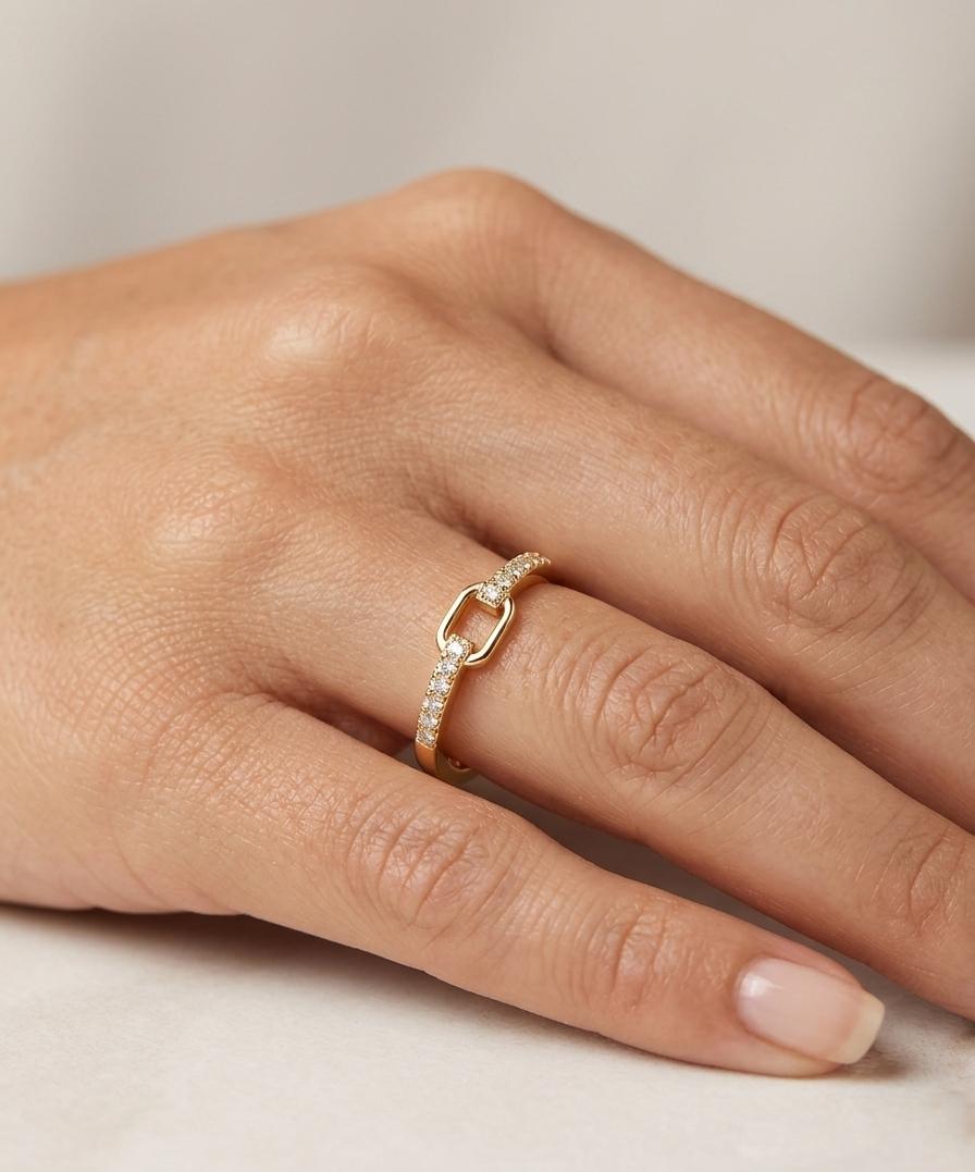 Women Golden Diamond Link Ring (Size 17) - Nimé By Shop Trendys
