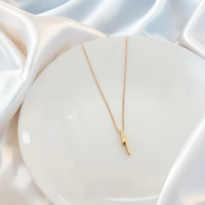 Lightening Women Necklace - Nimé By Shop Trendys