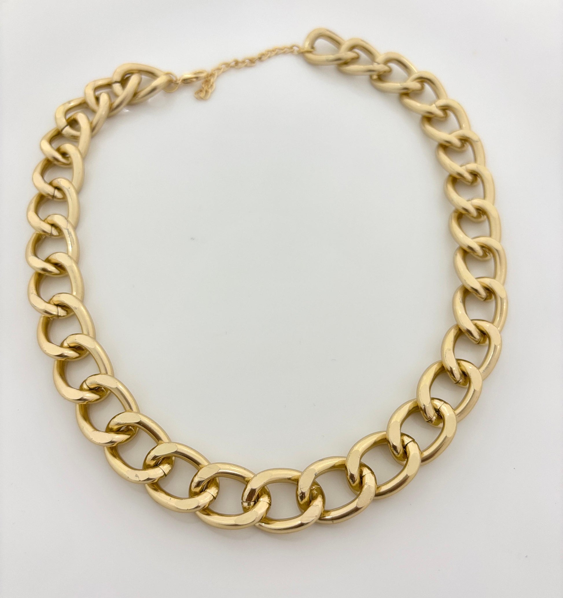 C-103 Chunky Chain Women Necklace - Nimé By Shop Trendys