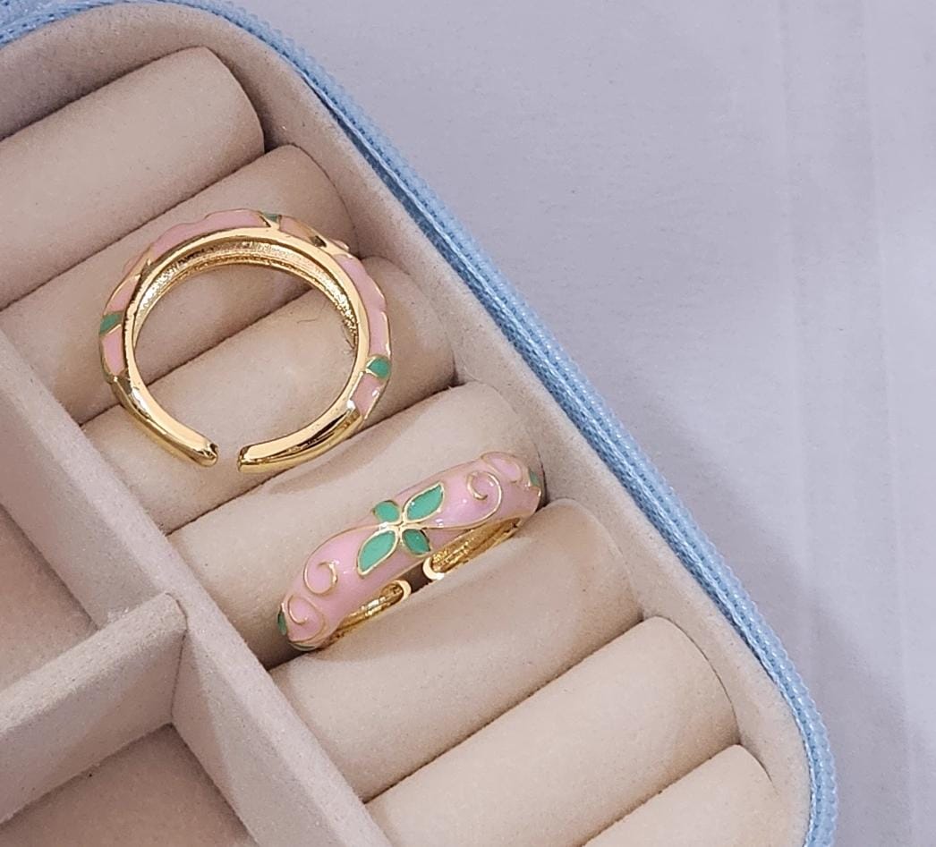 Floral Enamel Ring - Adjustable - Nimé By Shop Trendys