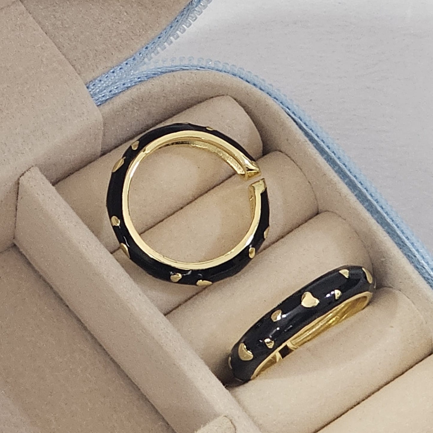 Golden Heart Flake Enamel Ring - Adjustable - Nimé By Shop Trendys