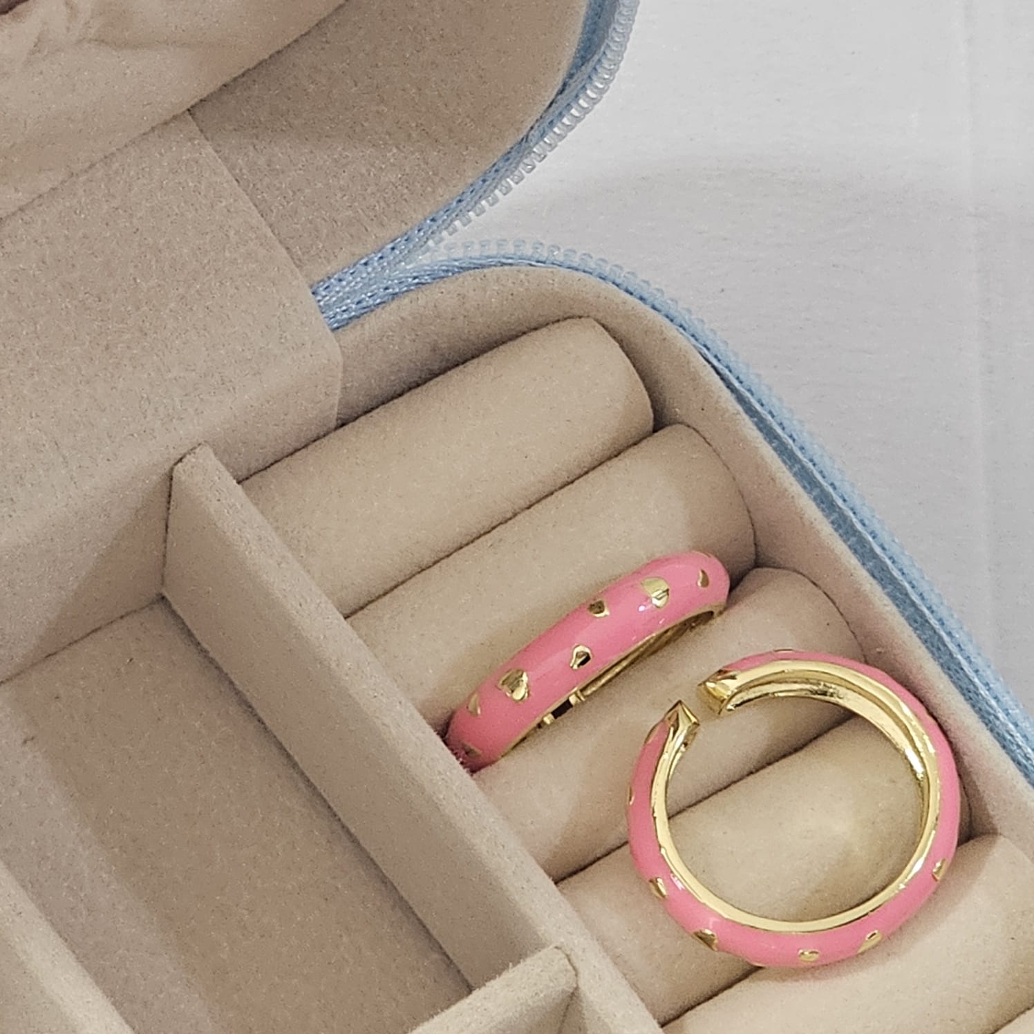 Golden Heart Flake Enamel Ring - Adjustable - Nimé By Shop Trendys