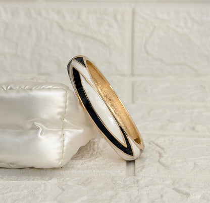Aarvi Oval Enamel Kada - Black Ivory