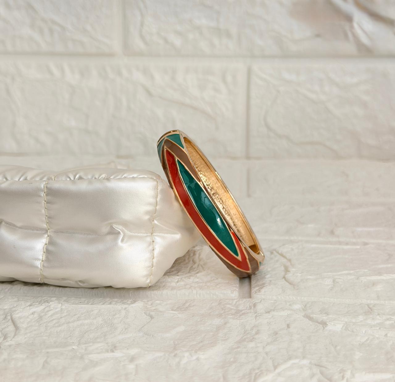 Aarvi Oval Enamel Kada - Emerald Rust