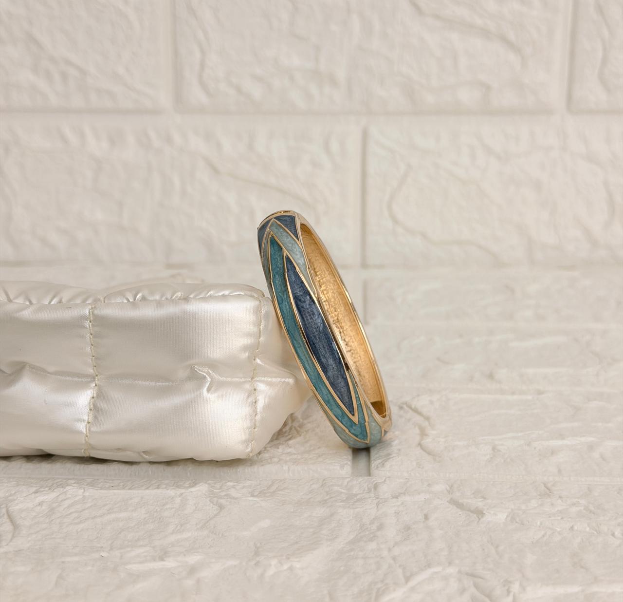 Aarvi Oval Enamel Kada - Teal Navy