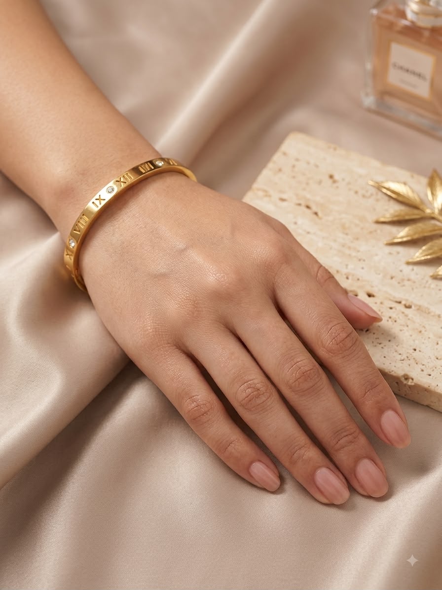Anti tarnish small-size gold-colour kada with Roman numeral design