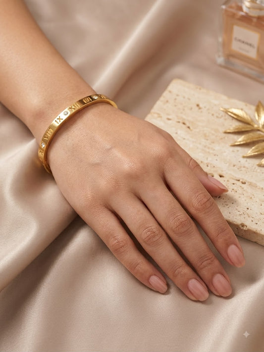 Anti tarnish small-size gold-colour kada with Roman numeral design